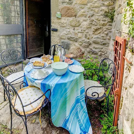 Holiday home Family Mill Stay With Bbq *